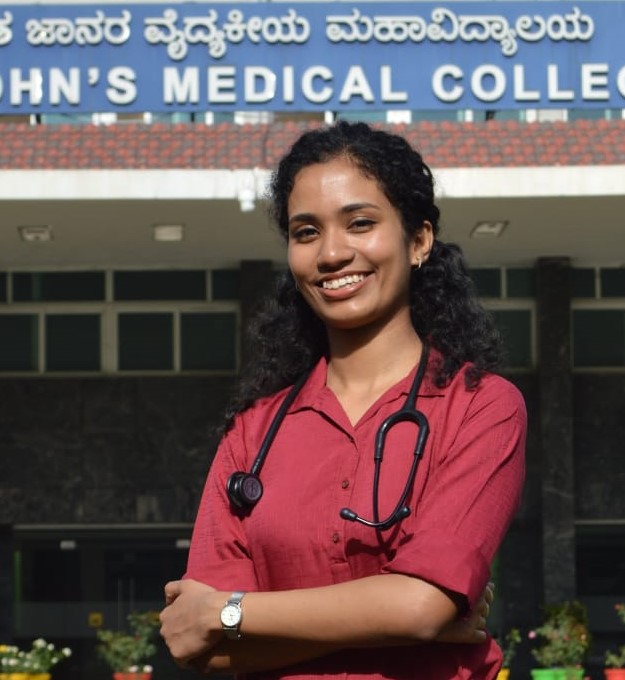 dr varsha rmo